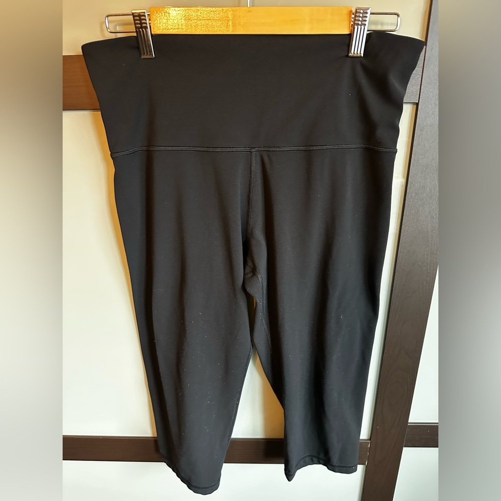 Athleta Elation capris, black, size 1X
